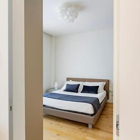 Luxury Apartment Milan Central ภายนอก รูปภาพ