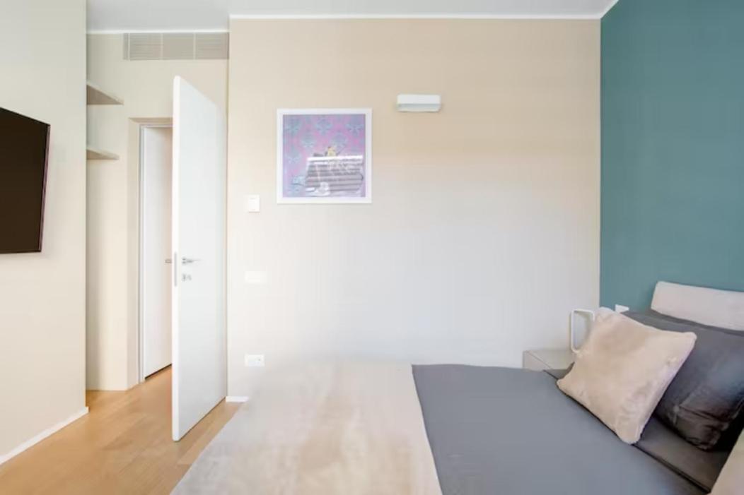 Luxury Apartment Milan Central ภายนอก รูปภาพ