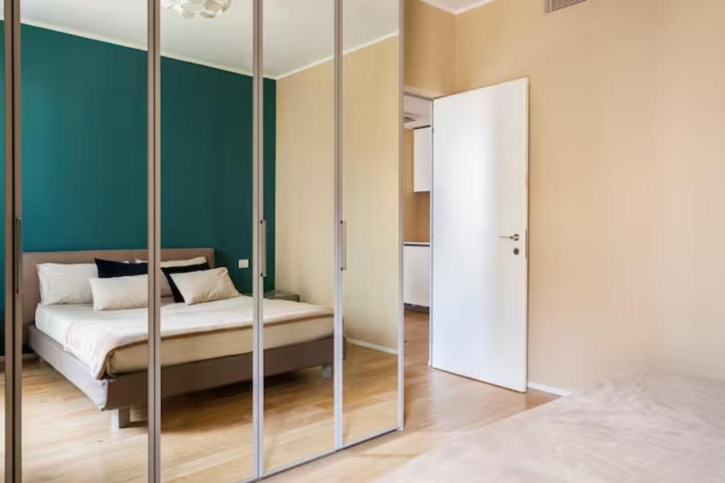 Luxury Apartment Milan Central ภายนอก รูปภาพ