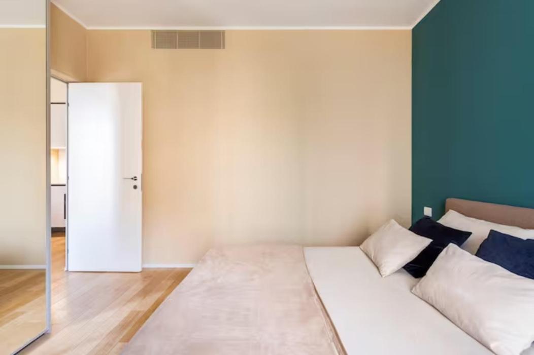 Luxury Apartment Milan Central ภายนอก รูปภาพ