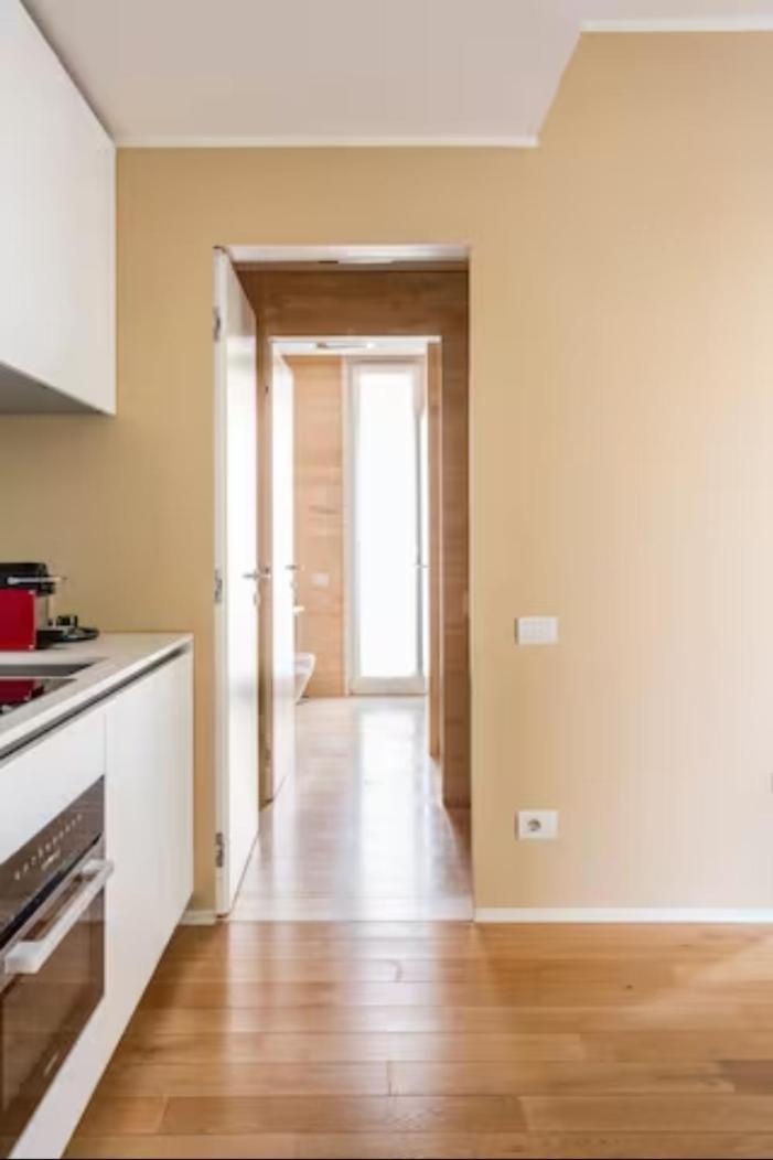 Luxury Apartment Milan Central ภายนอก รูปภาพ
